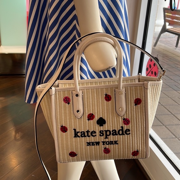 Kate Spade Ella Small Ladybug Tote Bag
COLOR:
Natural Multi
NWT - Picture 5 of 16